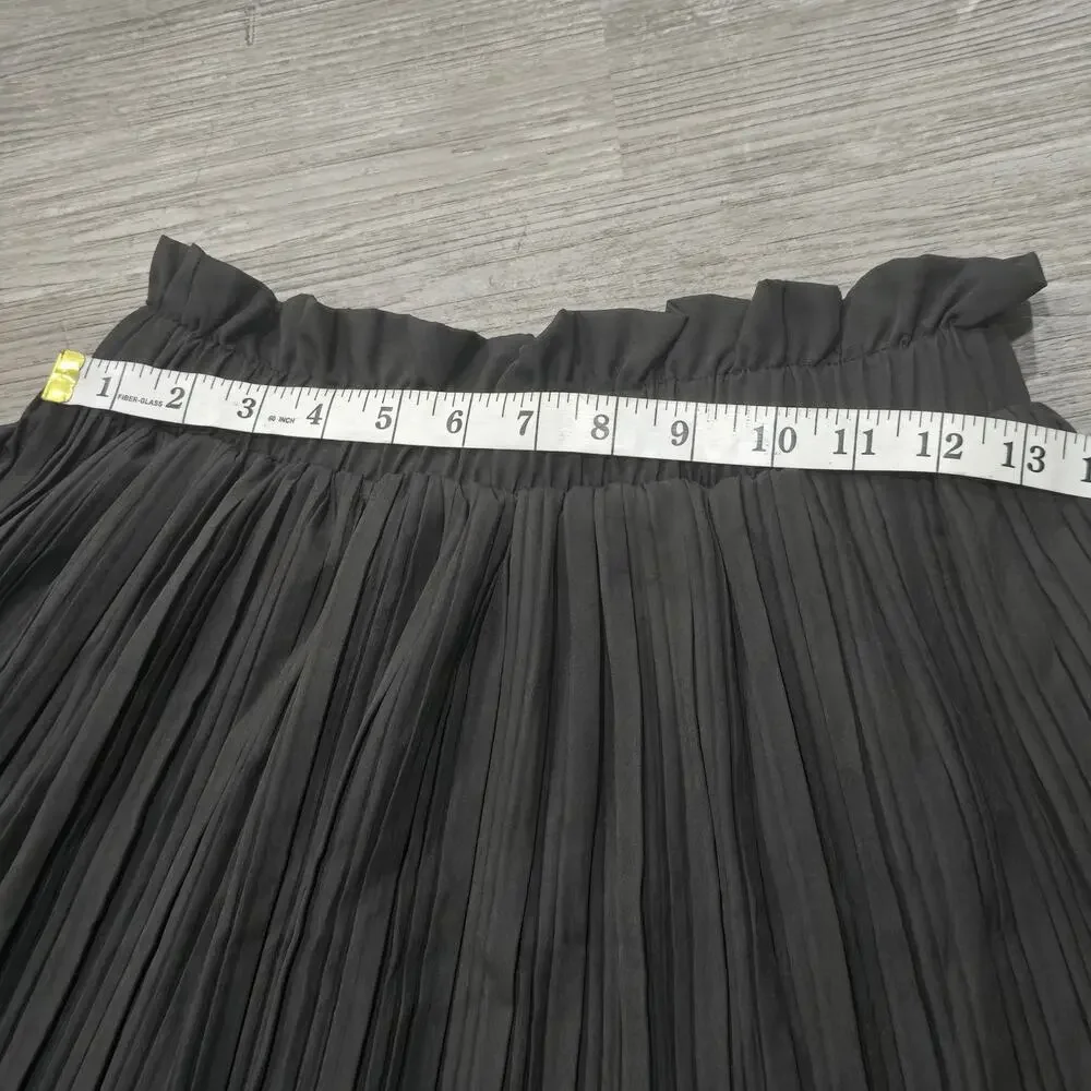 Naggoo Black Maxi Pleated Elastic Waist Skirt